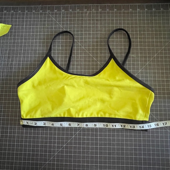 ZYIA Light n’Tight neon Yellow Bra w/Black, adjustable straps, bra inserts - Picture 1 of 4
